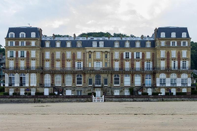 Chambre Grand Lit "Pieds Dans L'Eau" A Trouville Luaran gambar